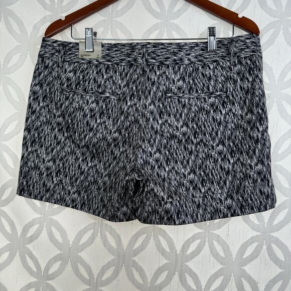 Express Stretch Printed Black and White Chino Shorts Size 12 NWT - Picture 4 of 8